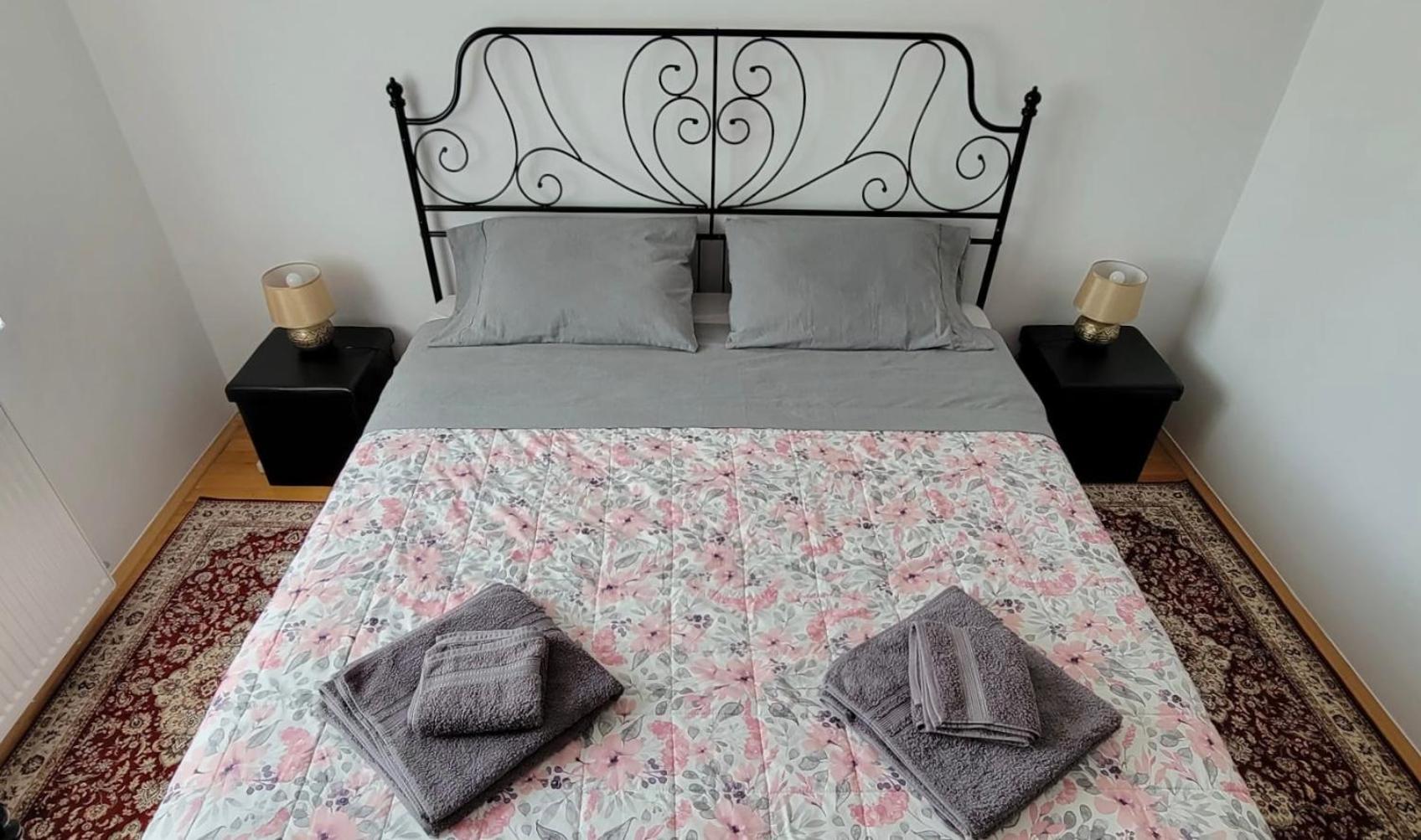 Traveler'S Retreat Apartment Brasov Bagian luar foto